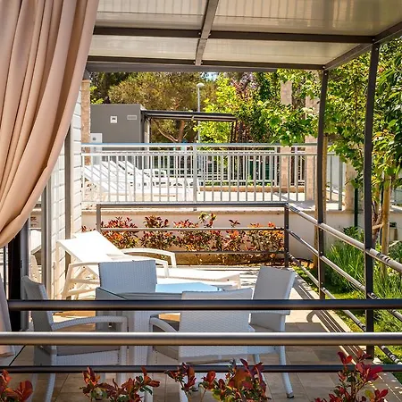Poseidon Mobile Appartement *