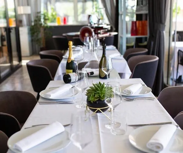 Poseidon Mobile * Makarska