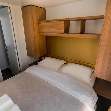 Poseidon Mobile * Makarska