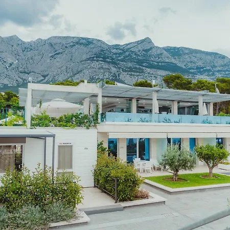 Poseidon Mobile Apartman Makarska